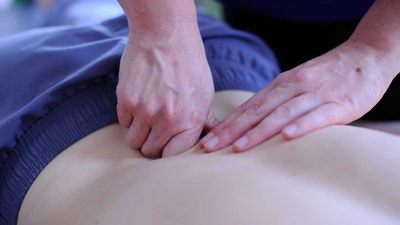 Beschwerden an Wirbelsäule, Kiefergelenk und an den Extremitäten 